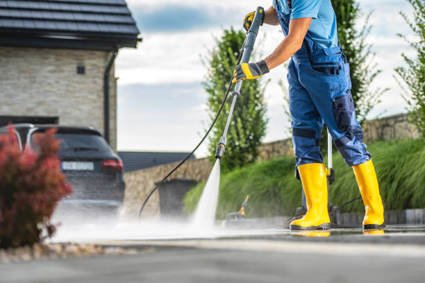 Best Roof Washing  in Happy Valley, CA